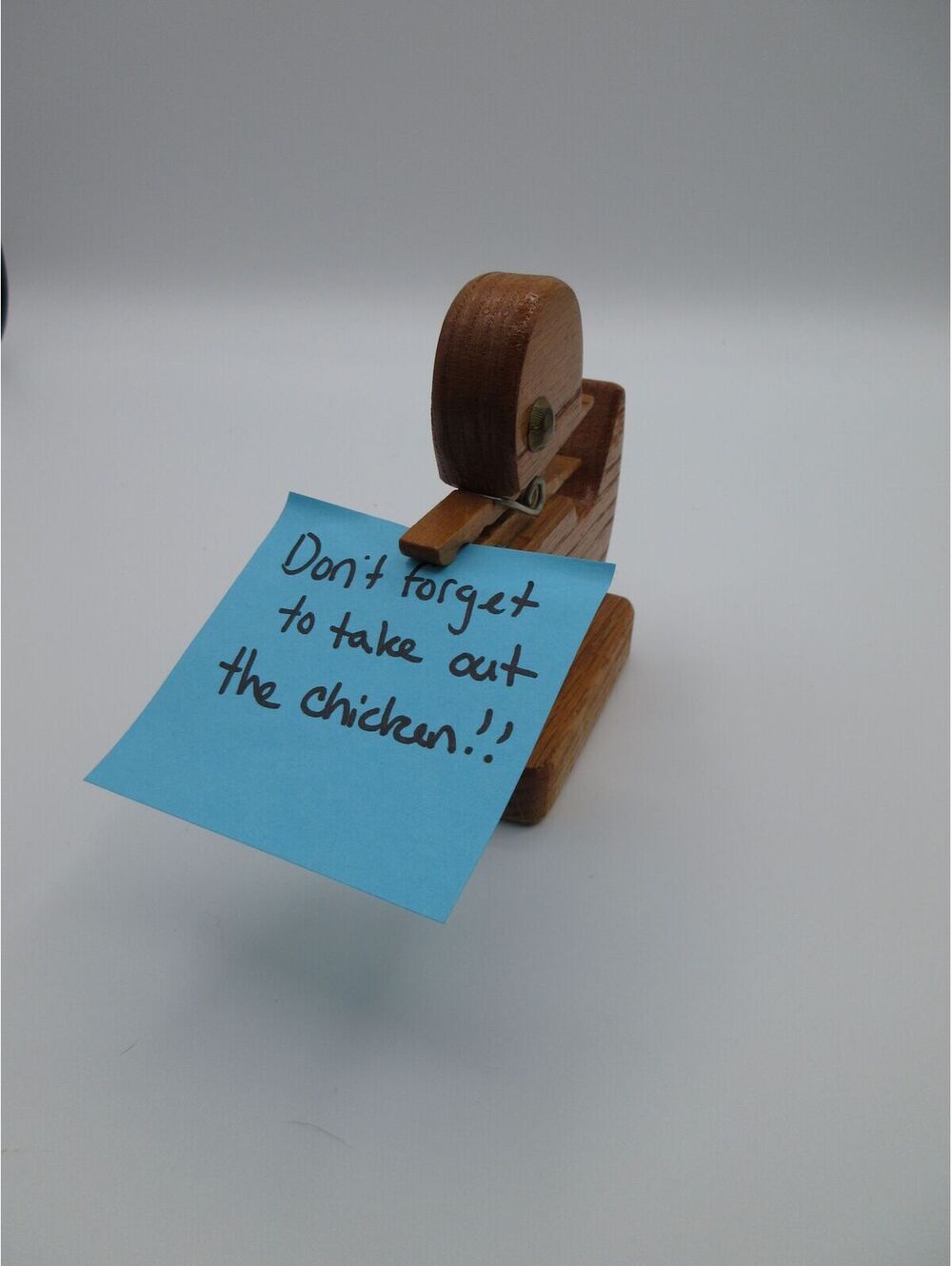 92. Vintage Wooden Duck Note Holder Clothespin Memo Clip Cottage Decor